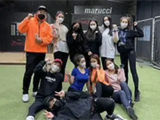 韓国女性芸能人野球団、情熱あふれる4週目の打撃練習実施