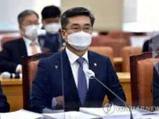 韓国軍が北朝鮮男性の越境見逃し　国防相が謝罪