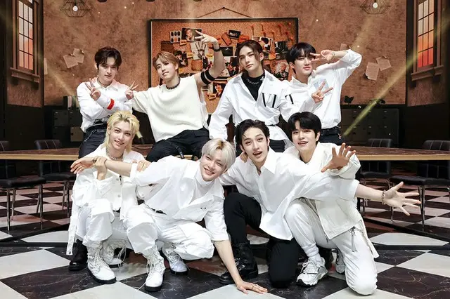 「Stray Kids」、初の配信ファンミーティングを開催！“探偵”に扮したメンバーたちがSTAYとともに珍クエストに挑む（画像提供:wowkorea）