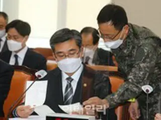 国防部長官「監視兵は、北朝鮮亡命者を出退勤する幹部と思ったようだ」＝韓国