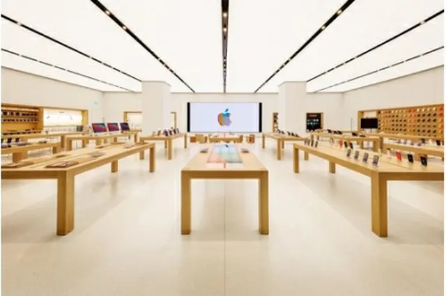 「アップル汝矣島」の店内（アップル提供）＝（聯合ニュース）≪転載・転用禁止≫