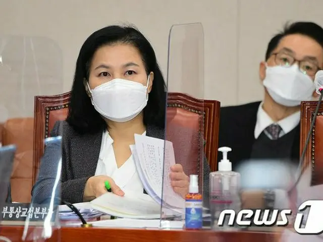 兪明希氏、東欧4か国と“電気自動車バッテリー協力”など議論（画像提供:wowkorea）