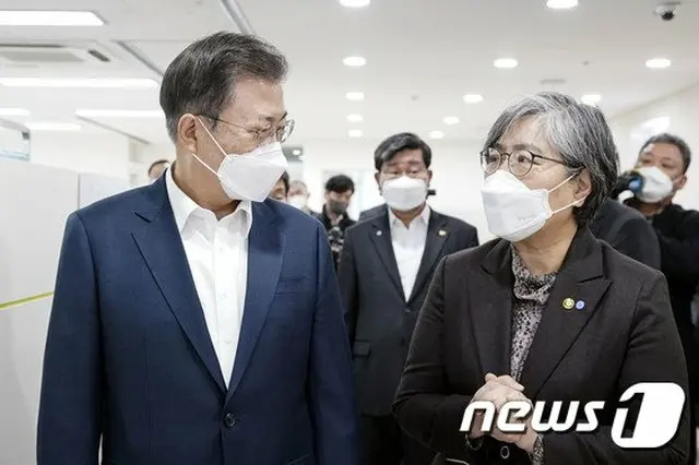 文大統領、ワクチン接種初日に保健所を視察（画像提供:wowkorea）