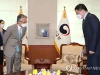 新駐韓日本大使の相星氏が活動開始　外務次官と面会＝交流回復に意欲