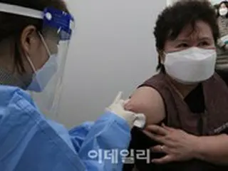 韓国コロナ、新規感染「400人台」…アストラゼネカ社ワクチン接種「1万8000人」、ファイザー社ワクチンも「開始」