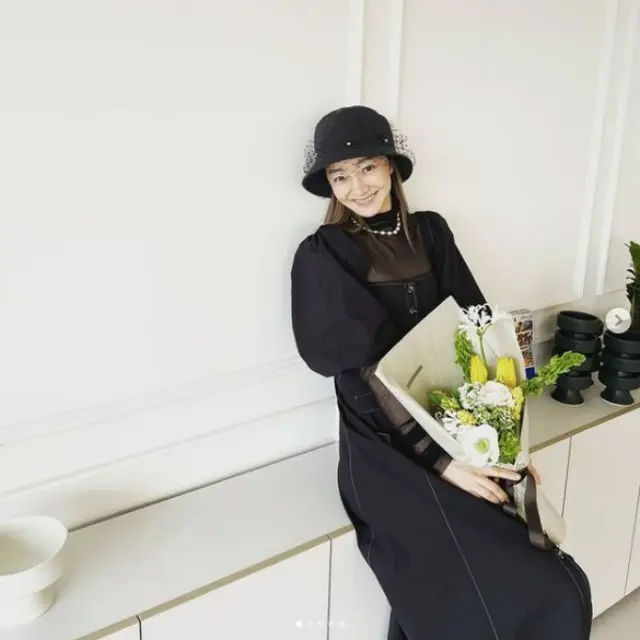 女優キム・スミの嫁、ソ・ヒョリム、結婚したら英国貴族のようなファッションでラグジュアリーに（画像提供:wowkorea）