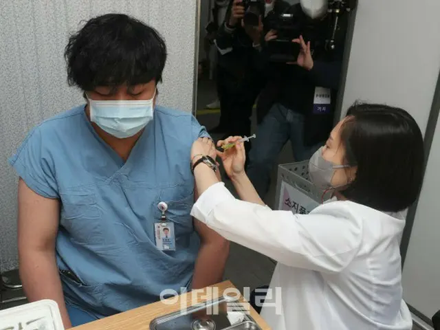 2日間でワクチン2万人接種…「異常反応の申告はアストラゼネカ社111件・ファイザー社1件=韓国(画像提供:wowkorea)