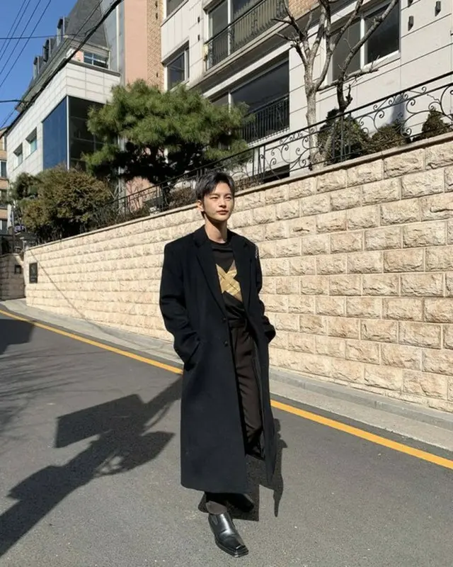 【トピック】俳優ソ・イングク、ファッショナブルな近況写真が話題（画像提供:wowkorea）