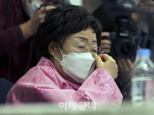 元慰安婦の李容洙氏は3日、鄭義溶 韓国外相と会う（画像提供:wowkorea）