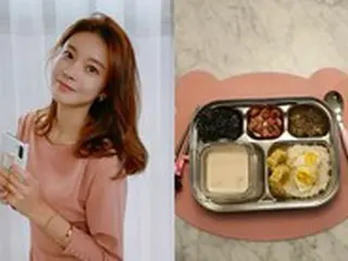 女優チャ・イェリョン、娘の初登園を迎えて“食事練習だけで涙が出る”
