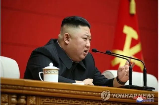 市・郡党責任書記講習会に出席した金正恩氏＝（朝鮮中央通信＝聯合ニュース）≪転載・転用禁止≫