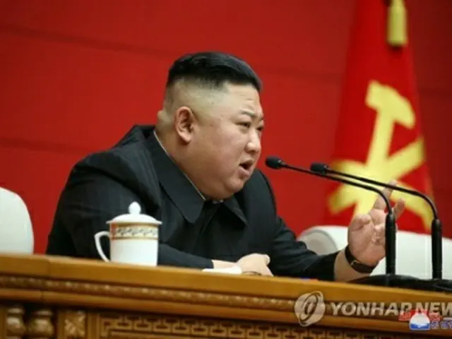 市・郡党責任書記講習会に出席した金正恩氏＝（朝鮮中央通信＝聯合ニュース）≪転載・転用禁止≫