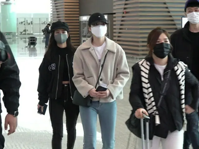 【独自】「NiziU」、2組に分かれて仁川国際空港へ（画像提供:wowkorea）