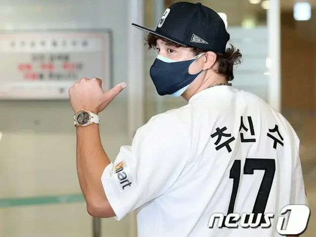 チュ・シンス、隔離中に2キロ減量「韓国野球について勉強中」（画像提供:wowkorea）