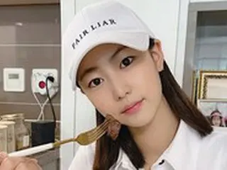 女優パク・ヨンス、「ゴルフ大会出場」娘ソン・ジア体重増加突入…「1次会は牛肉、2次会はサムギョプサル」