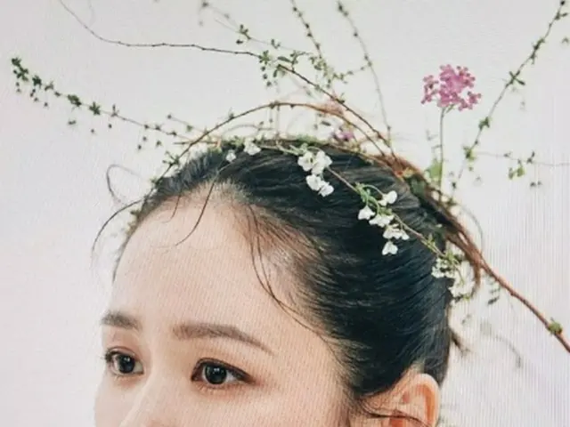”ヒョンビンと交際中”女優ソン・イェジン、芸術的な画報公開し同僚イ・ミンジョンもコメント「植え替えしないと」（画像提供:wowkorea）