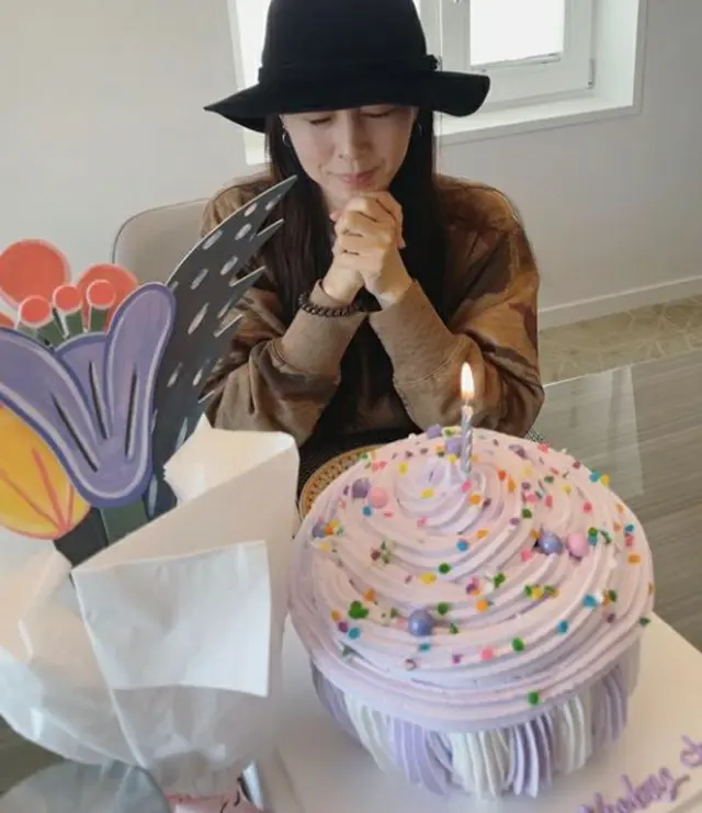 女優ハン・チェア、数え年40歳の一足早い誕生日パーティー「記念に写真100枚撮りました」（画像提供:wowkorea）
