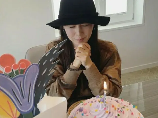女優ハン・チェア、数え年40歳の一足早い誕生日パーティー「記念に写真100枚撮りました」(画像提供:wowkorea)