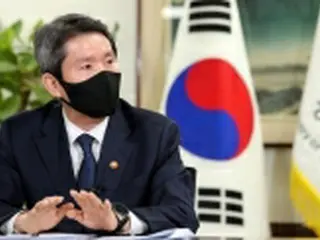 韓国統一相「米朝が探り合い開始」　対話の再開促す