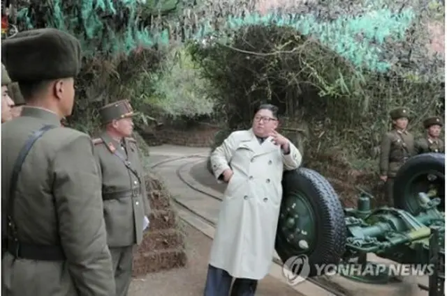 2019年11月、北朝鮮の朝鮮中央テレビが公開した金正恩氏による昌麟島の部隊視察の様子＝（聯合ニュース）《転載・転用禁止》