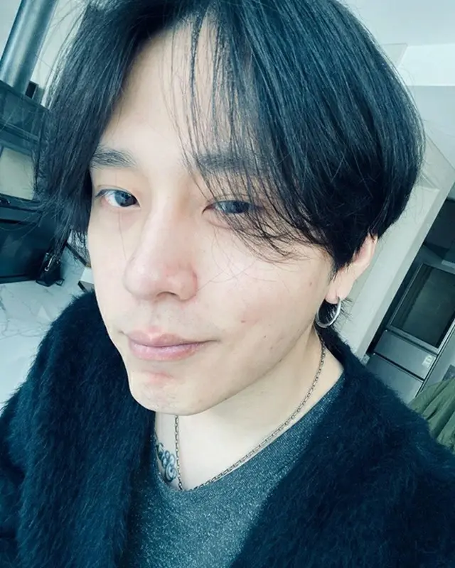 ヨン・ジュンヒョン（元Highlight）、見違えるほどやつれた姿＝SNSで近況公開（画像提供:wowkorea）