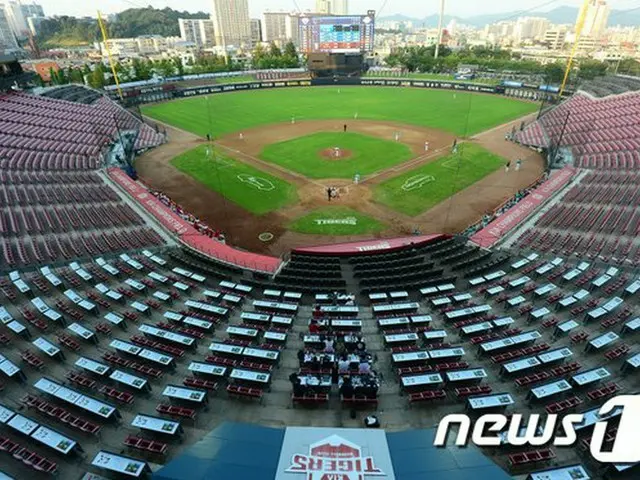 韓国プロ野球オープン戦、”黄砂の影響”で中止に（画像提供:wowkorea）