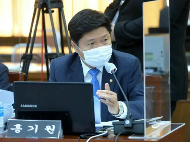 洪起元、共に民主党議員（画像提供:wowkorea）