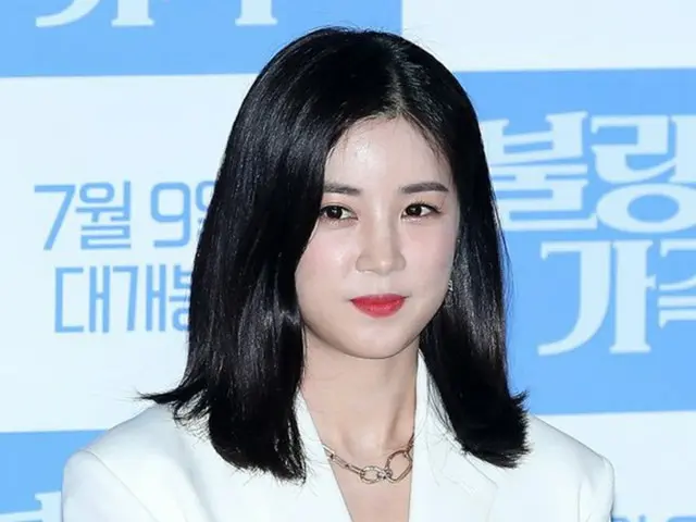 パク・チョロン（Apink）、虚偽事実の流布と脅迫容疑で幼なじみを告訴 「精神的苦痛に悩まされた」（画像提供:wowkorea）