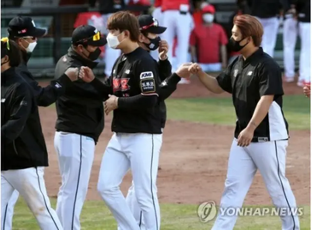 プロ野球公式戦は３日に開幕する（資料写真）＝（聯合ニュース）