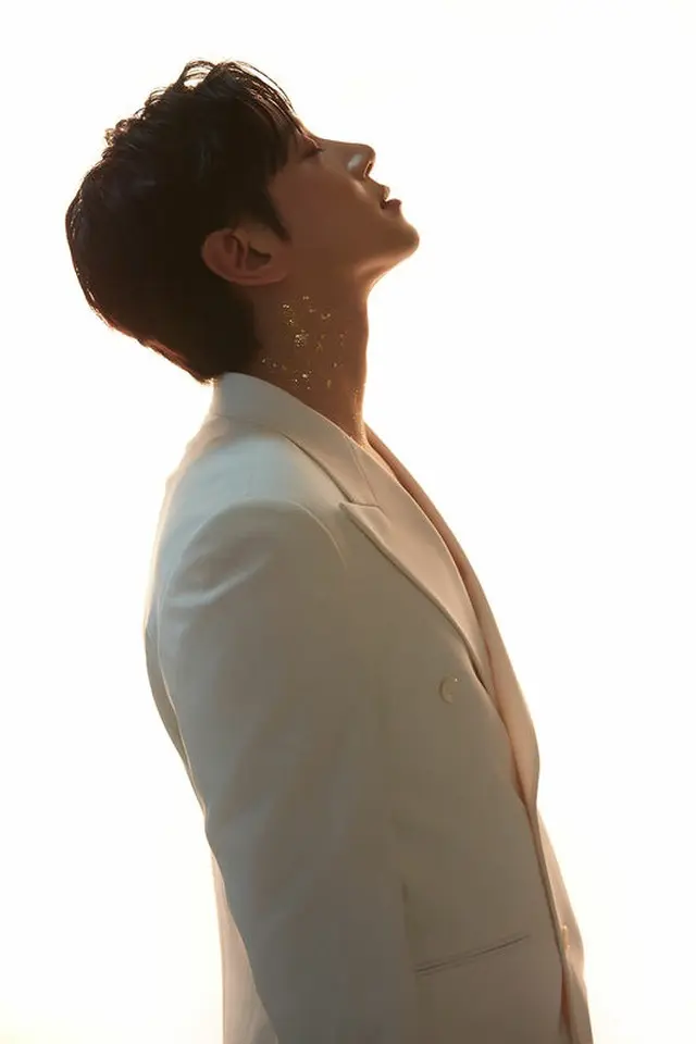 【公式】歌手ファン・チヨル、新しいアルバム「Be My Reason」、iTunes海外4カ地域で1位（画像提供:wowkorea）