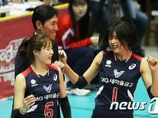「双子選手の校内暴力」で物議の韓国女子バレー界、市民団体がバレー協会長を告発 「責任をとらず回避…国家代表資格はく奪は業務妨害」