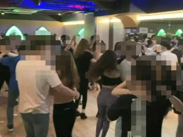 「こんなにたくさんの人が集まって踊るなんて」…客も驚いた無許可クラブ＝韓国（画像提供:wowkorea）