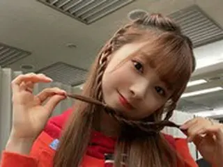 「NiziU」のMIIHI、超絶キュートな編み込みアレンジで「初めてのヘアスタイル」と近況報告