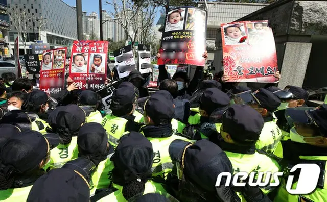 大勢の市民が集まり「死刑」要求＝韓国「生後16か月養女虐待死亡事件」（画像提供:wowkorea）