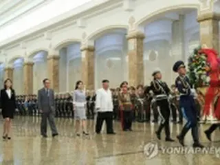 金正恩氏参拝に同行した最側近3人　異例続きで際立つ「特別な地位」