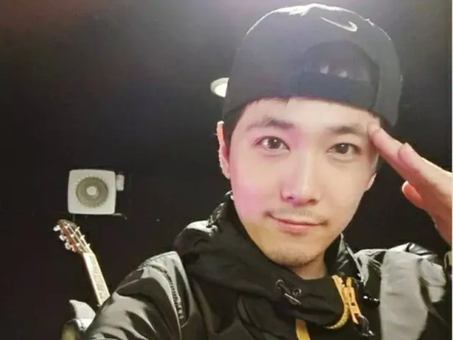歌手イ・ホンギ（FTISLAND）、淡泊な除隊感想「ついに除隊…待ってくださった方々に感謝」（画像提供:wowkorea）