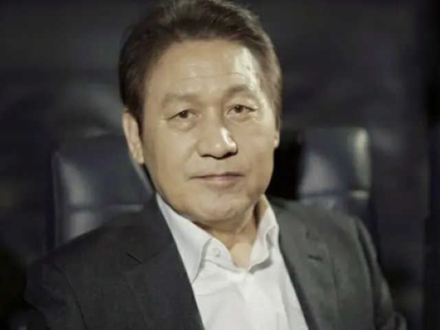 来年70歳を迎える俳優アン・ソンギ、「体調は良好、運動で体重管理している」と健康回復をアピール…主演映画「息子の名前で」が公開へ（画像提供:wowkorea）