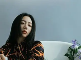 女優クララ、浴槽に横たわった写真公開