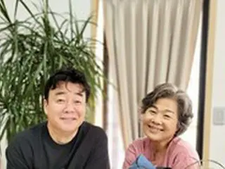 女優ソ・ユジン、「少女のようなお母さん。愛してます」…ペク・ジョンウォン、義理のお母さんと仲良しワンショット