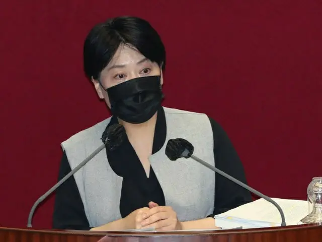 ユン・シスク議員、「ワクチンの副作用は個人にはショック、政府が責任を分担すべき」=韓国（提供:edaily）