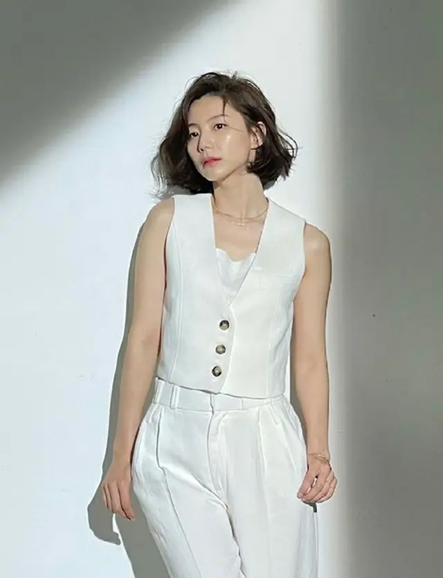 “ヨン様の妻”パク・スジン、5年ぶりに活動再開か？撮影現場の写真投稿…アユミ（伊藤ゆみ）もコメント（画像提供:wowkorea）