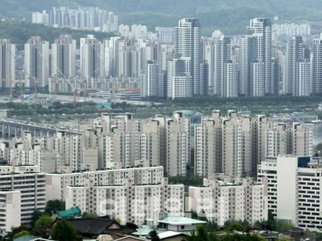文在寅政権の4年間で3億ウォンのマンションが8億ウォンに（画像提供:wowkorea）