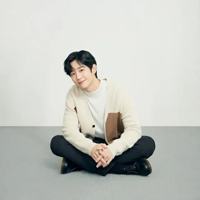 “第1号俳優”チョン・ヘイン、FNCエンターテインメントと3度目の契約（画像提供:wowkorea）