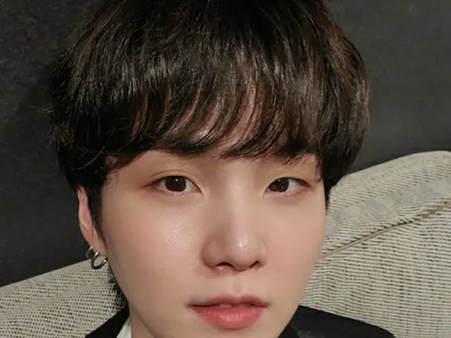 SUGA（BTS）、全世界ARMY（ファン）の心臓を狙撃する「微笑み」（画像提供:wowkorea）