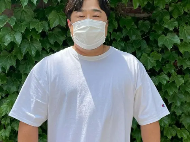 ‘お笑い芸人イ・ウンヒョンの夫’カン・ジェジュン、ダイエット大成功？…Tシャツがブカブカ（画像提供:wowkorea）