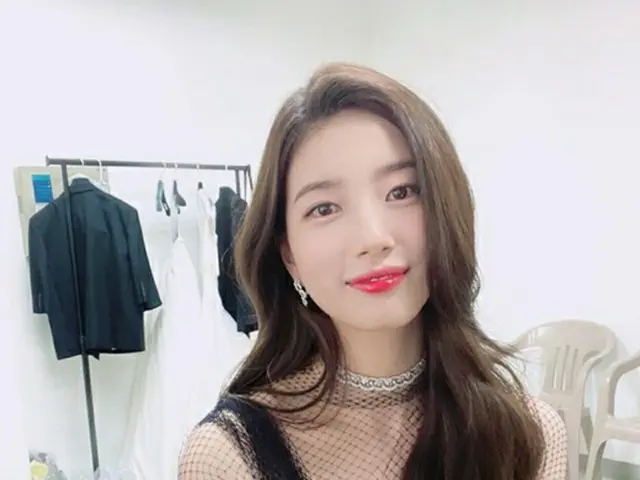 歌手兼女優のスジが不滅のビジュアルを表わした。（画像提供:Mydaily）