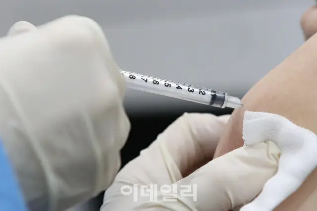 韓国で ファイザー社の新型コロナワクチンを接種した70代が、一週間後に亡くなった（画像提供:wowkorea）