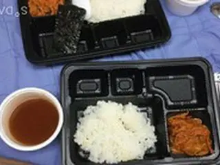 「具のないスープに味付け海苔だけ」…また隔離兵への「不十分な食事」疑惑＝韓国