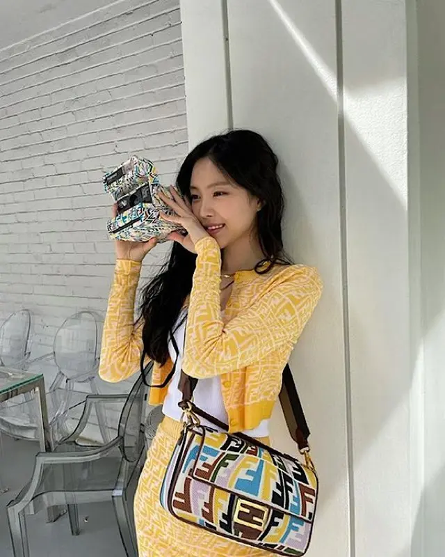 “YG移籍“ナウン（Apink）、ぜいたくに飾られた豪華なファッション...もっと綺麗になった（画像提供:wowkorea）