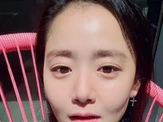 女優ムン・グニョン、近況ウインク自撮り公開